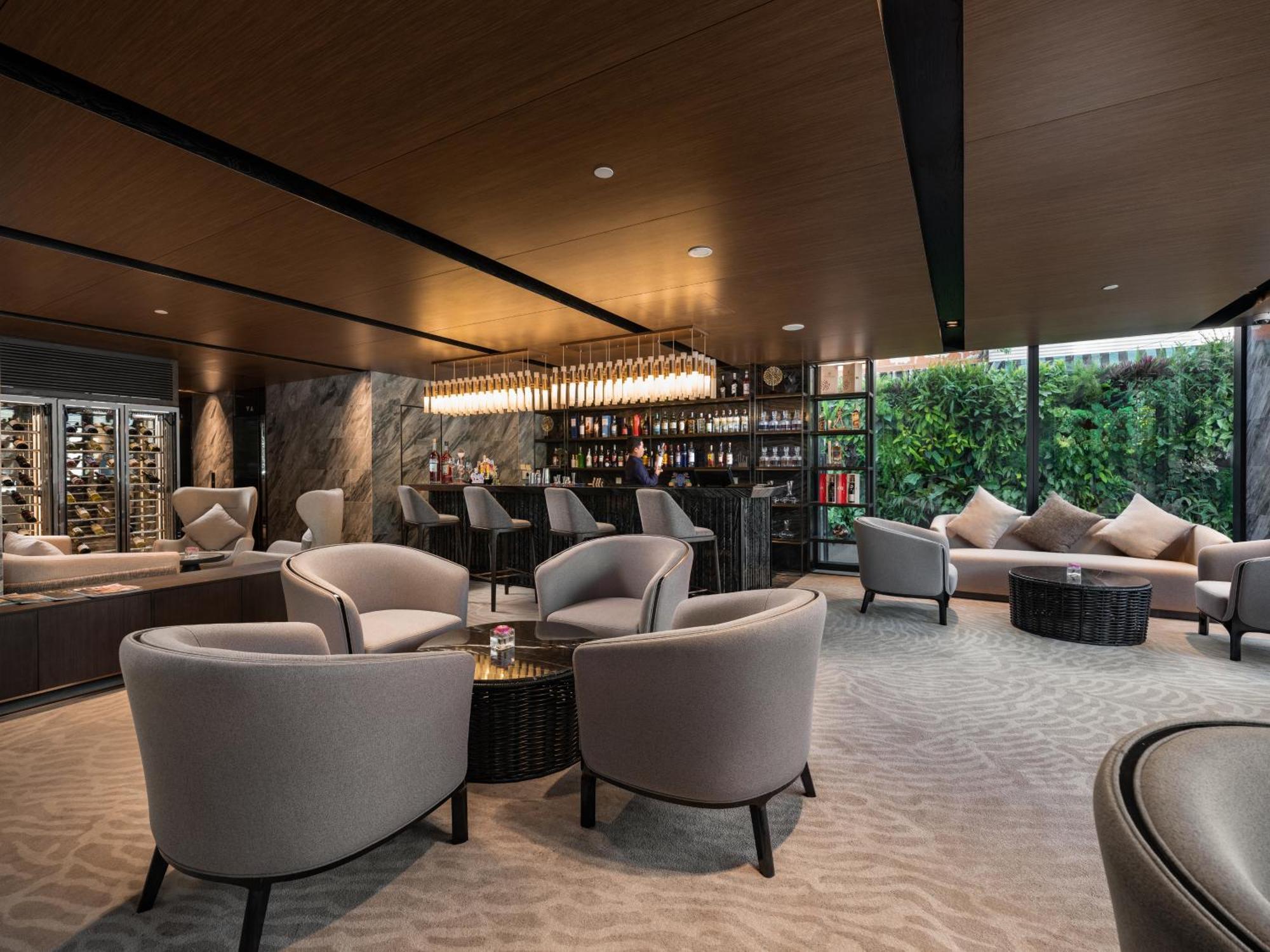 Crowne Plaza Danang City Centre By Ihg Exterior photo